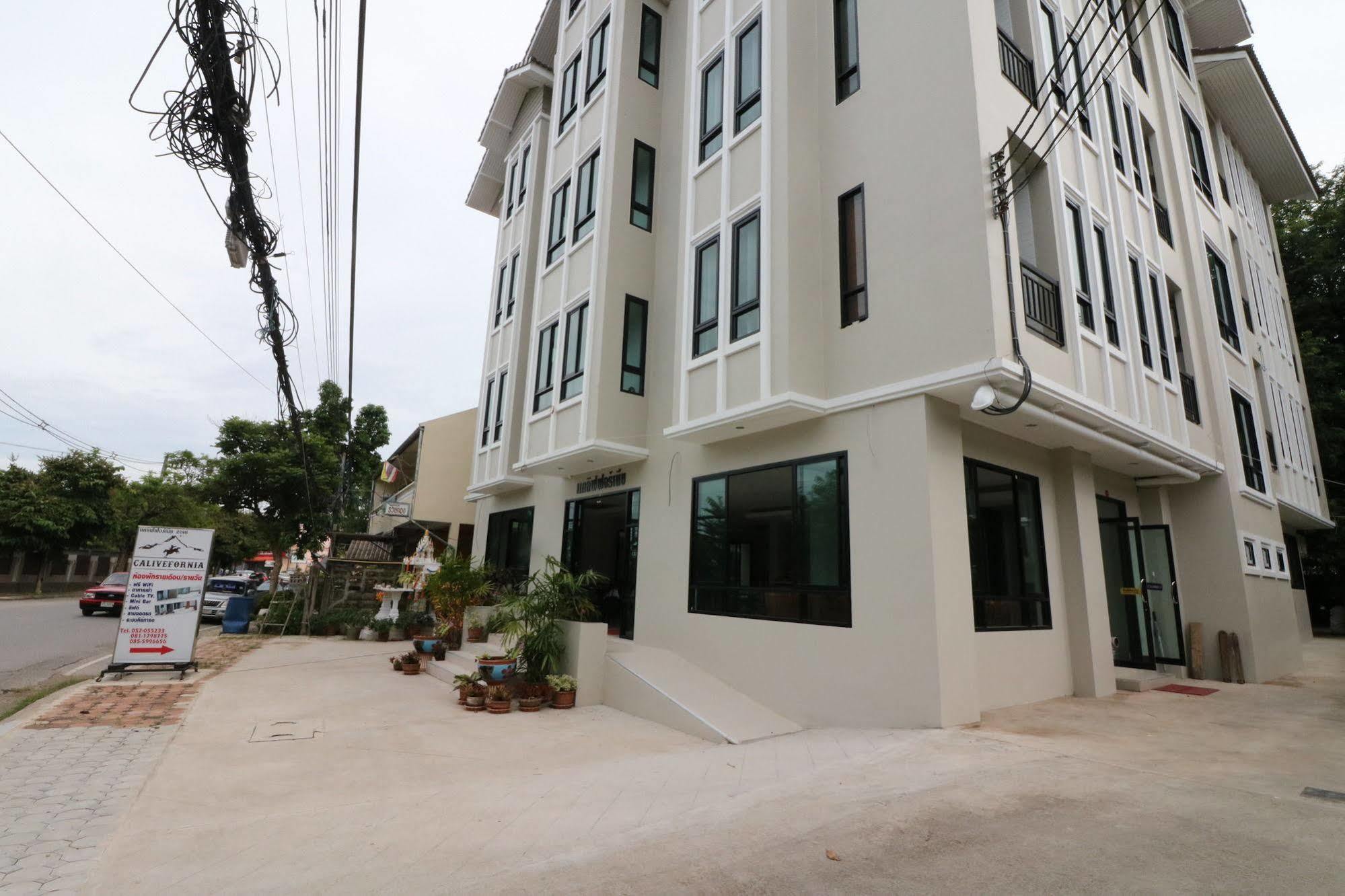 Calivefornia 2016 Hotel Csiangraj Kültér fotó